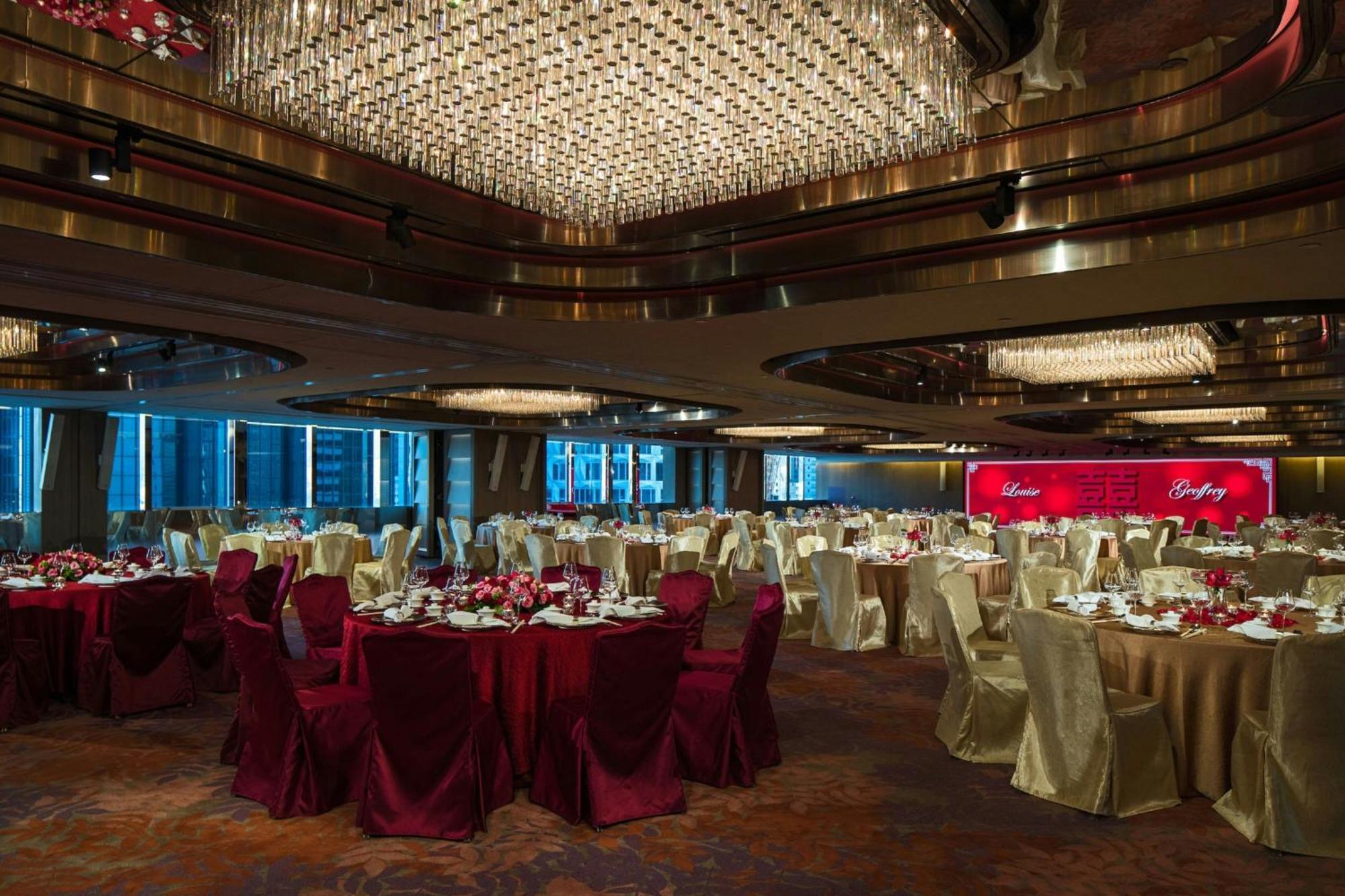 酒店 香港万丽海景酒店 5*